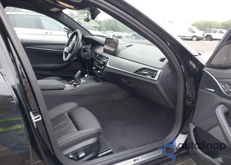 2023 BMW 530 I xDrive z USA, uszkodzony, nr VIN WBA13BJ04PCN20486